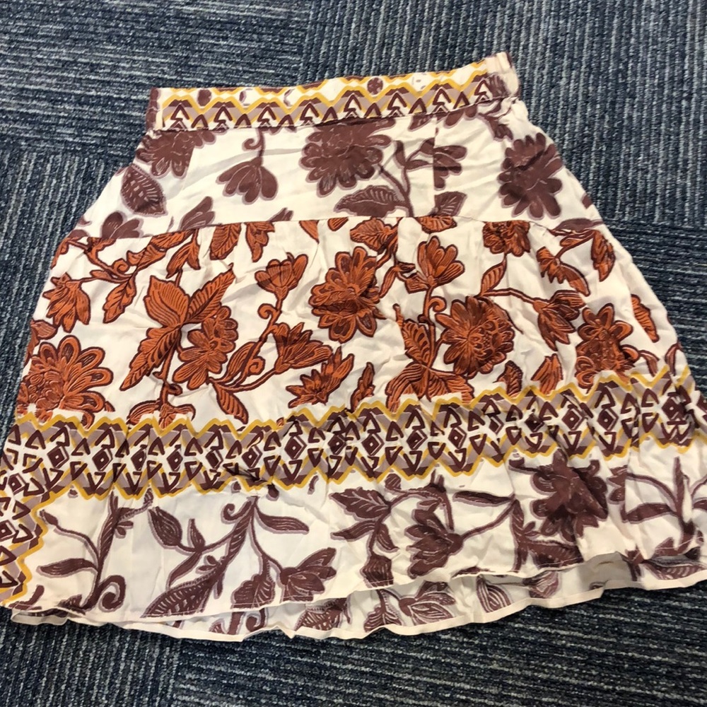 Von Maur Angie Skirt